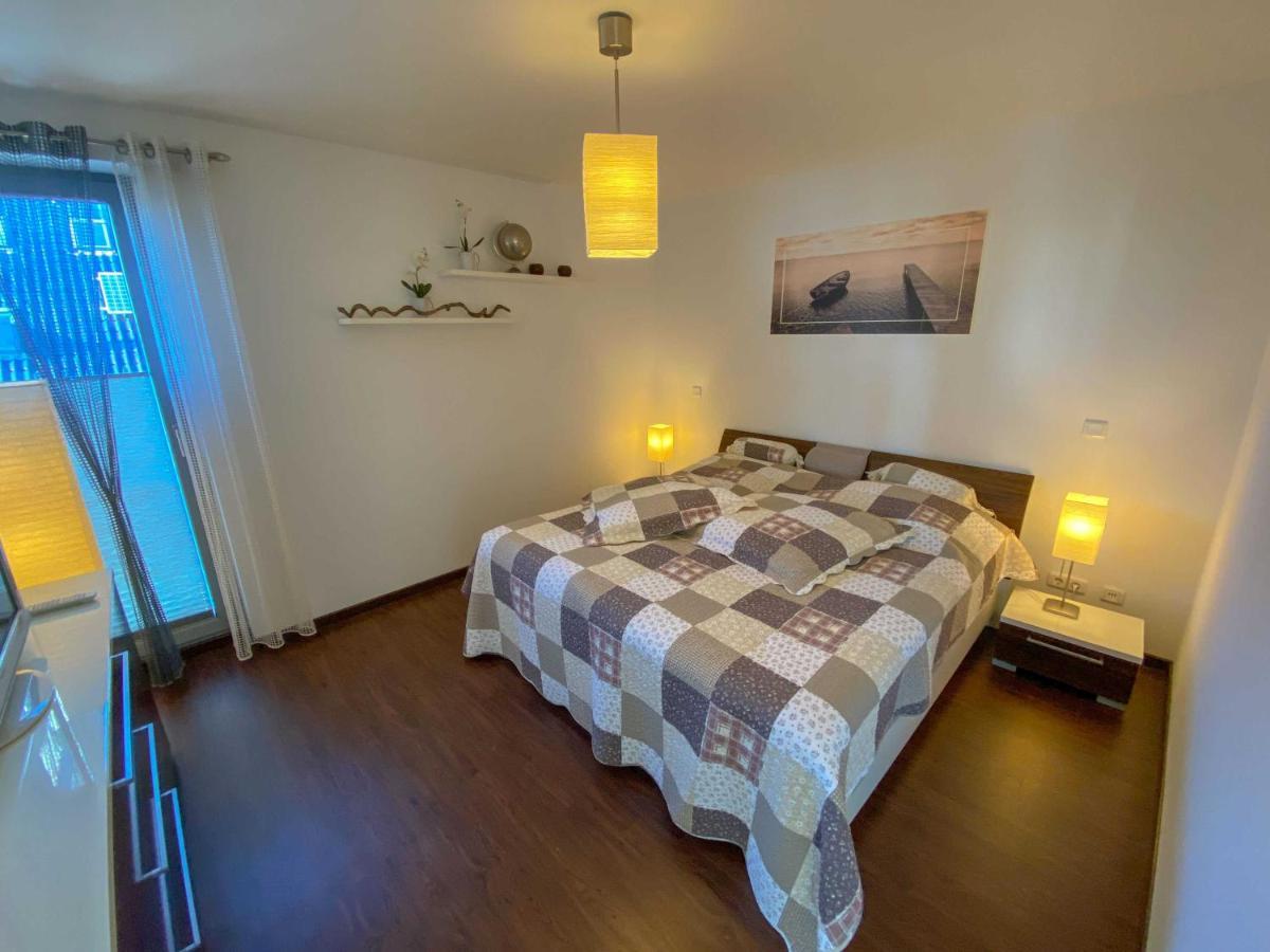 Haus Putbus In Altefaehr - Wg 3 Mit Panoramablick Apartment Екстериор снимка