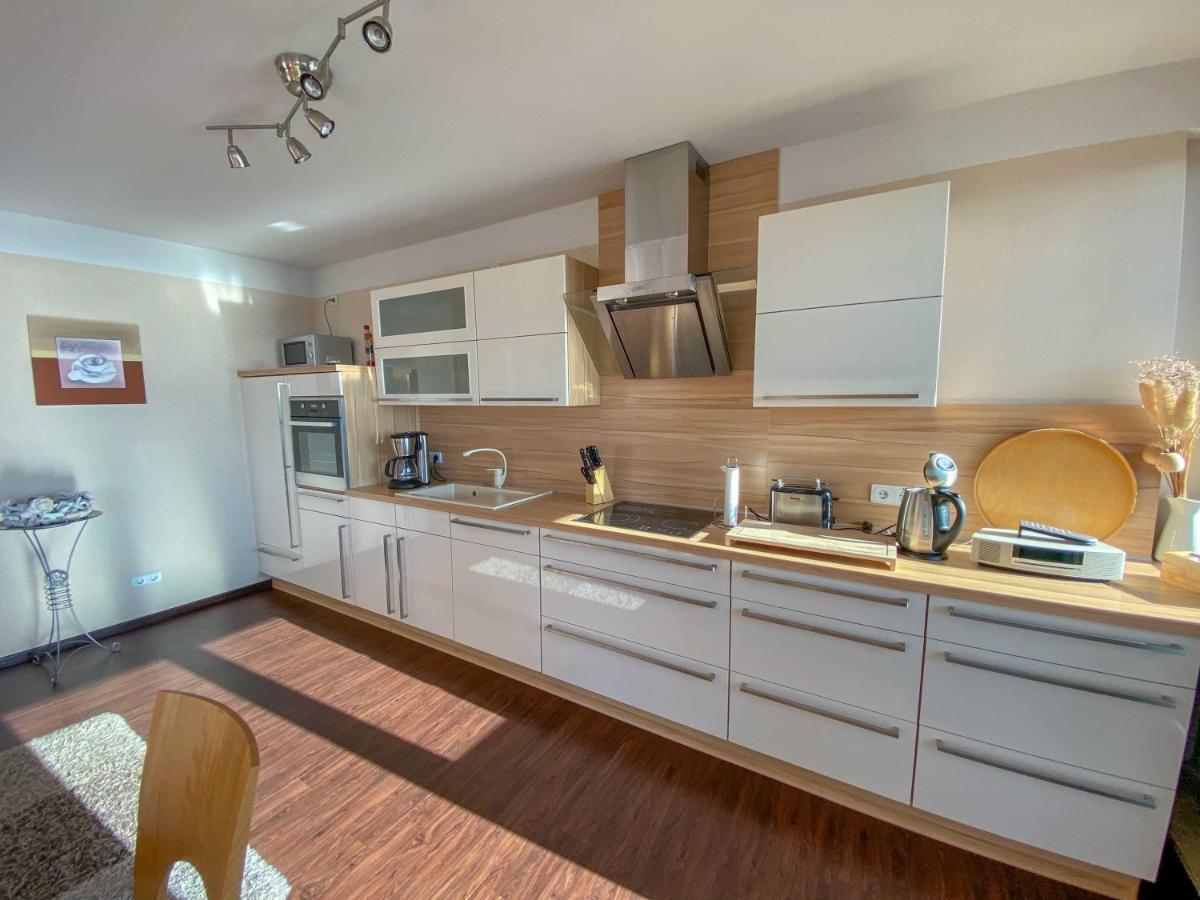 Haus Putbus In Altefaehr - Wg 3 Mit Panoramablick Apartment Екстериор снимка